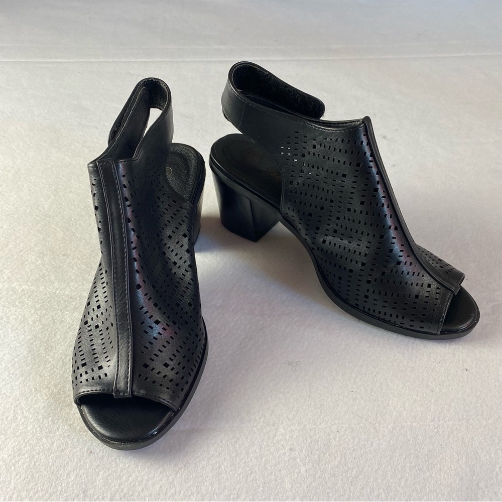 Dream Pairs Black Sandals Block Heels Sz 8.5 Slingback Open Toe Comfy PU leather